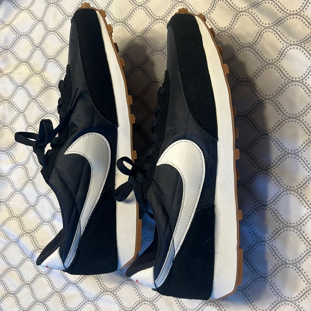 Nike Mens Running Shoes Size 9 New